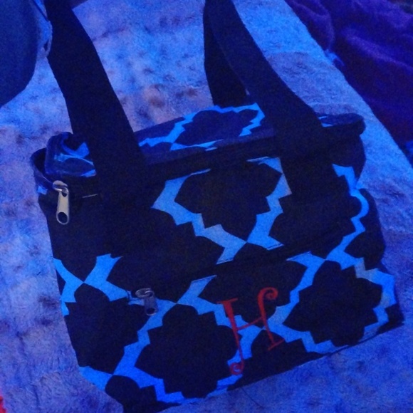 Monogramed H lunch box - Picture 3 of 3